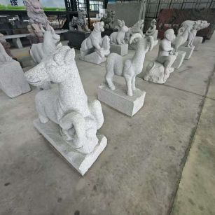 鹰潭芝麻白雕刻 十二生肖 异形雕刻