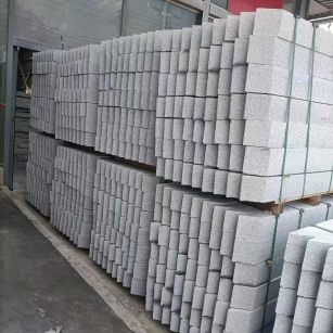 鹰潭芝麻白树围石 树池